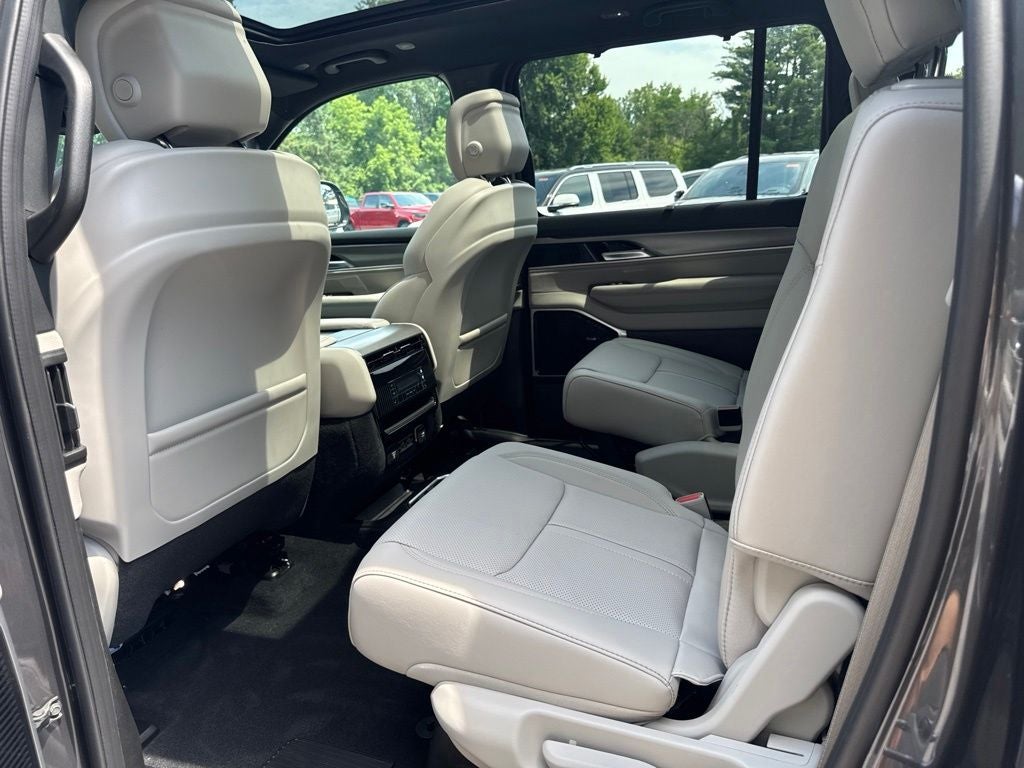 2026 Jeep Grand Wagoneer L Limited Altitude