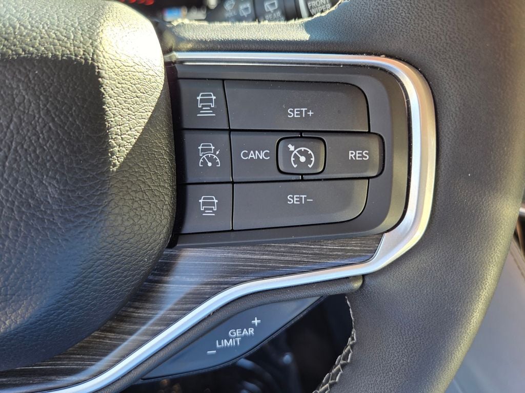 2024 Jeep Wagoneer L Series III