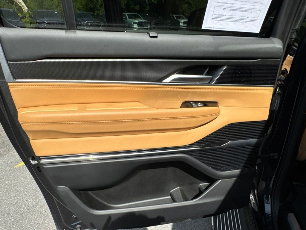 2025 Jeep Grand Wagoneer L Series III