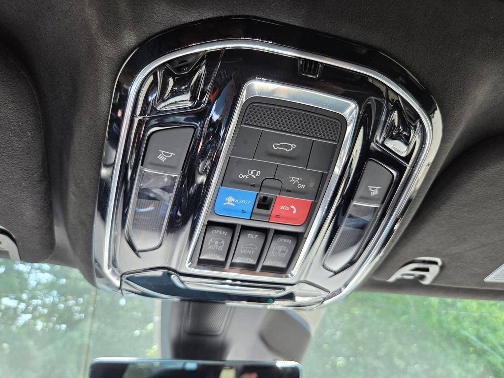 2025 Jeep Grand Wagoneer L Series III