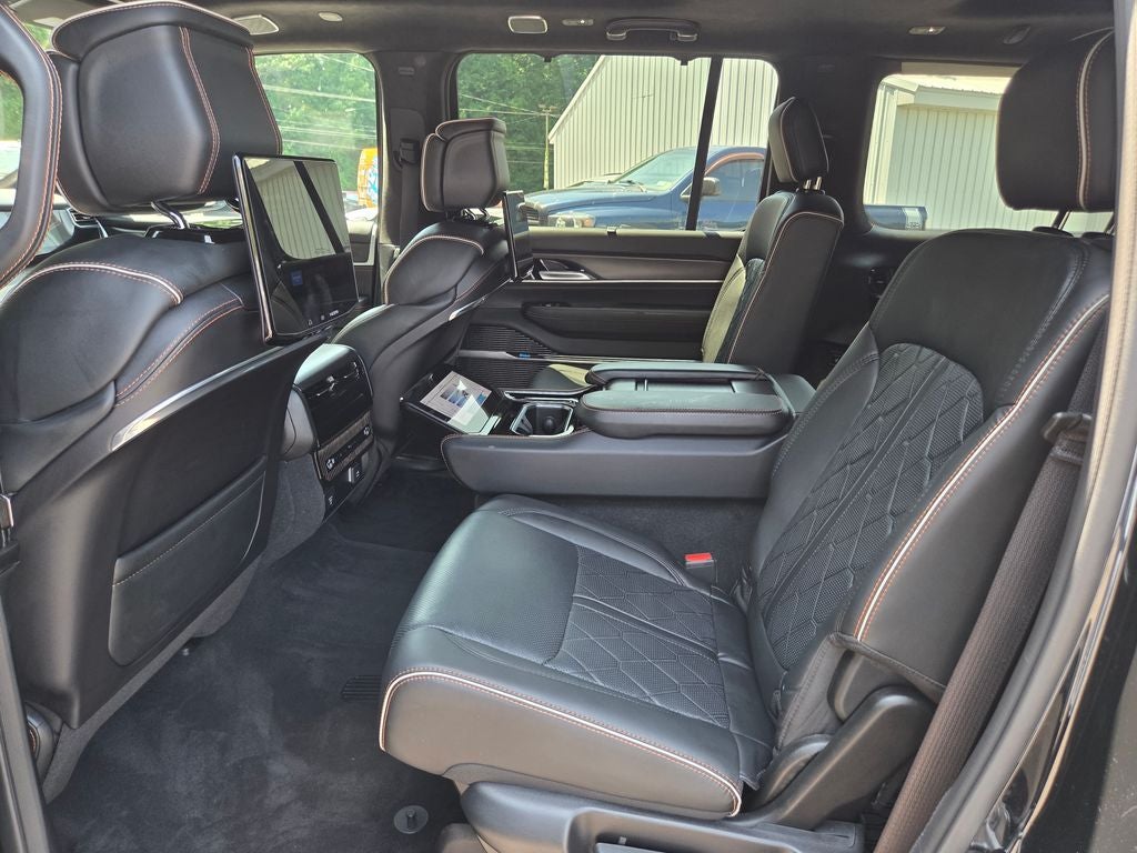 2025 Jeep Grand Wagoneer L Series III