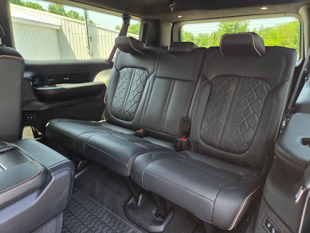 2025 Jeep Grand Wagoneer L Series III