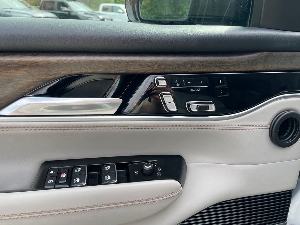 2022 Jeep Grand Wagoneer Series I