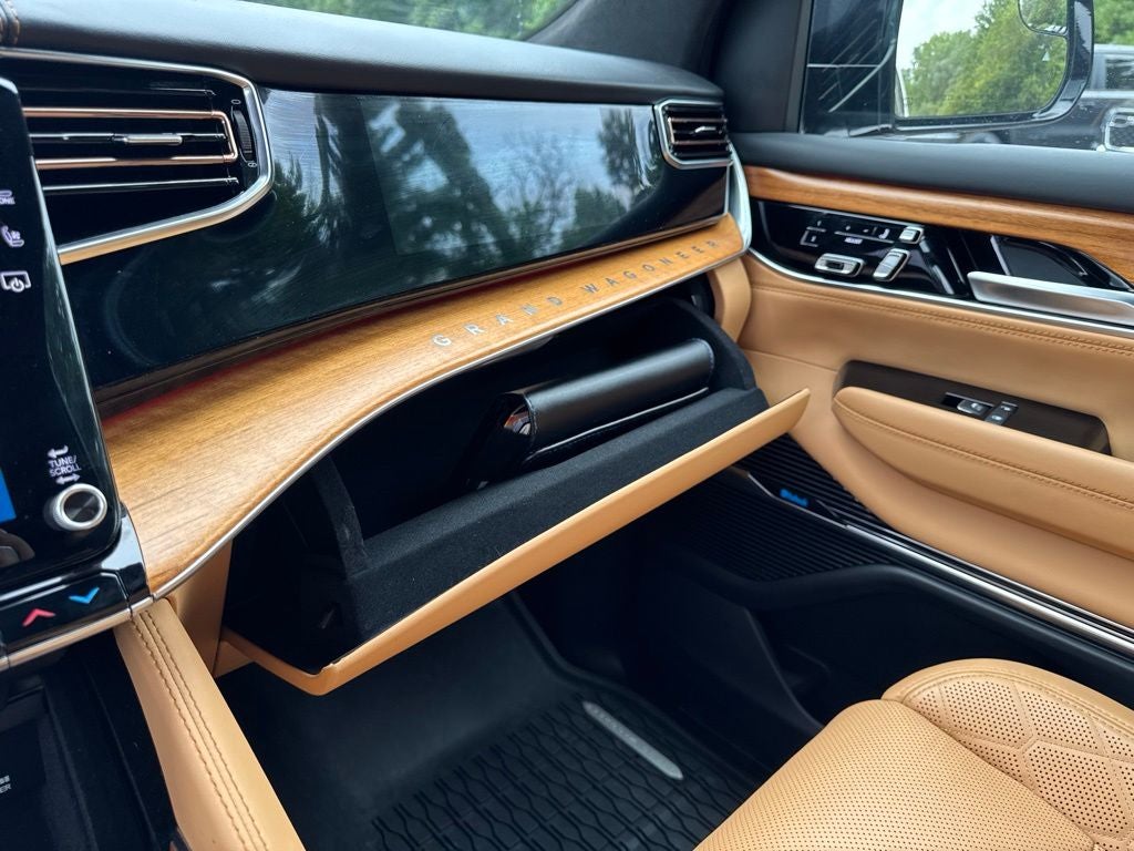 2025 Jeep Grand Wagoneer Series III