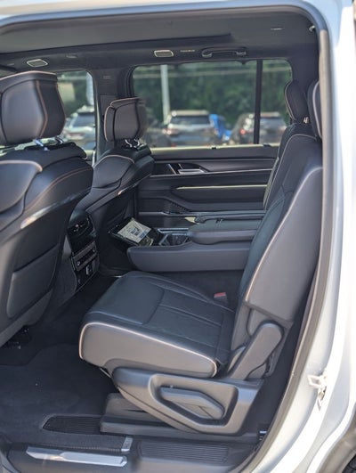 2025 Jeep Grand Wagoneer Series III