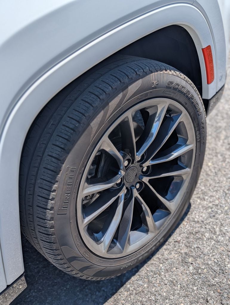 2025 Jeep Grand Wagoneer Series III