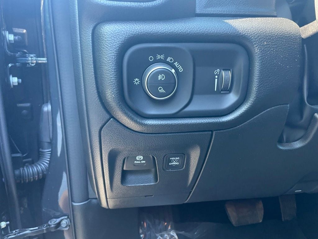 2026 RAM 1500 Warlock