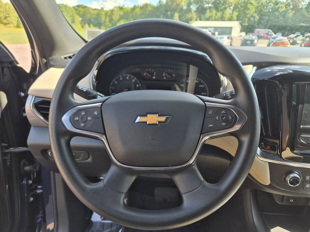 2022 Chevrolet Traverse LS