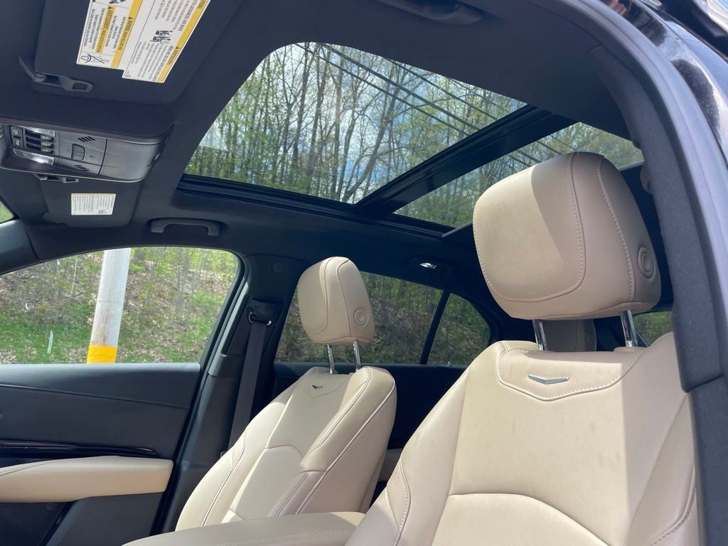 2024 Cadillac XT4 Luxury
