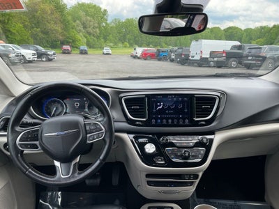 2020 Chrysler Pacifica Touring L Plus
