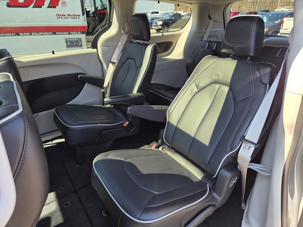 2024 Chrysler Pacifica Limited
