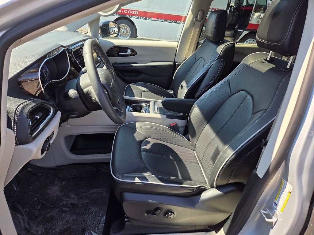 2024 Chrysler Pacifica Limited