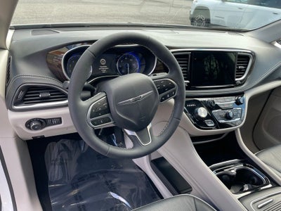 2024 Chrysler Pacifica Limited