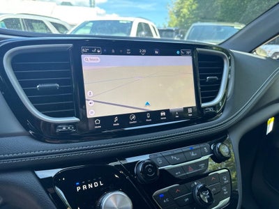 2027 Chrysler Pacifica Limited