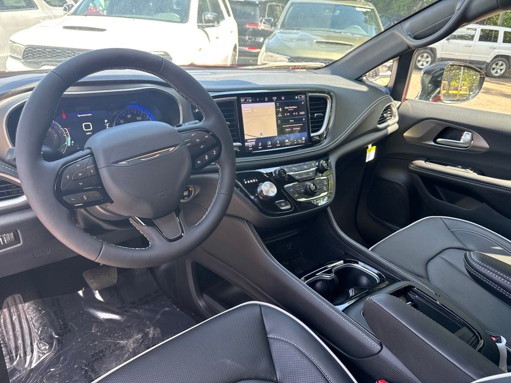 2027 Chrysler Pacifica Limited