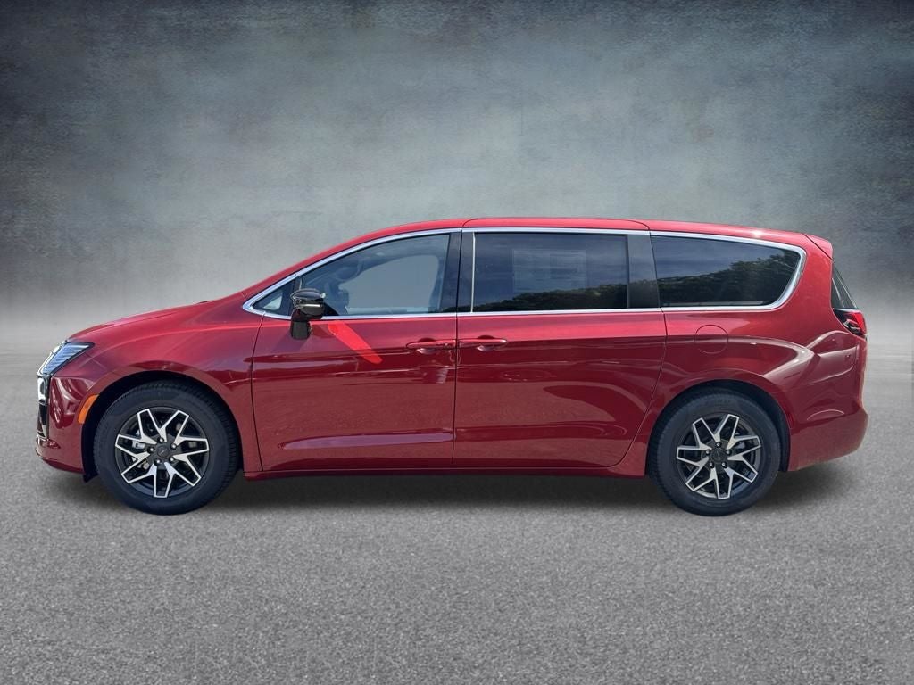 2027 Chrysler Pacifica Limited