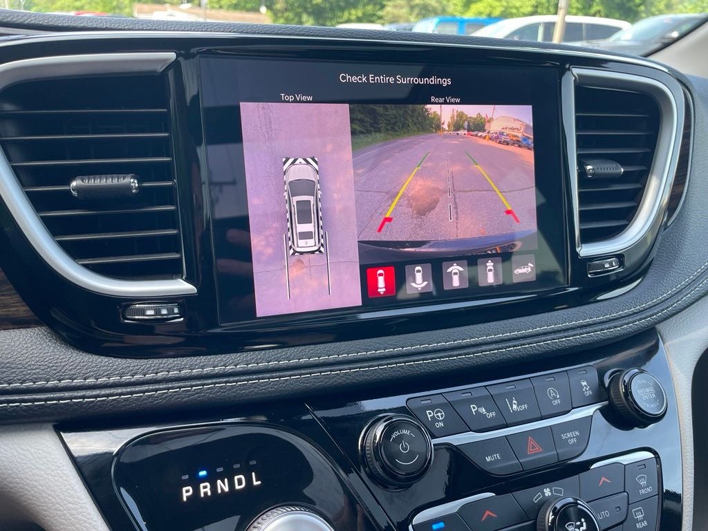2024 Chrysler Pacifica Limited