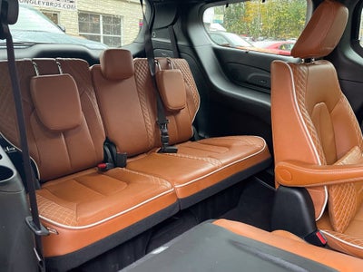 2025 Chrysler Pacifica Pinnacle