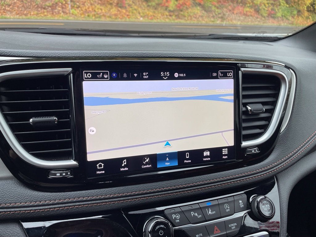 2025 Chrysler Pacifica Pinnacle