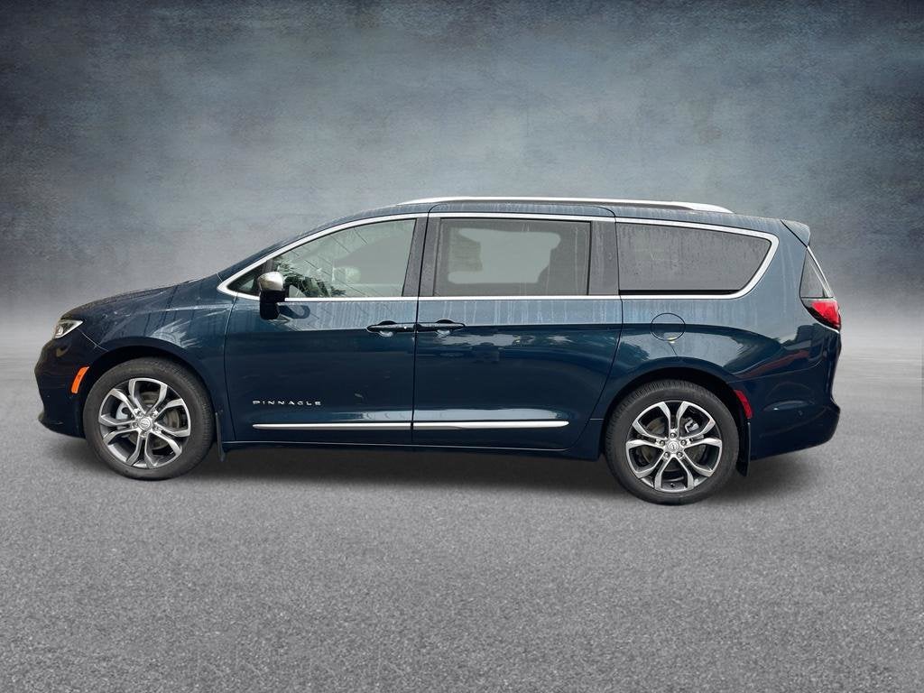 2025 Chrysler Pacifica Pinnacle