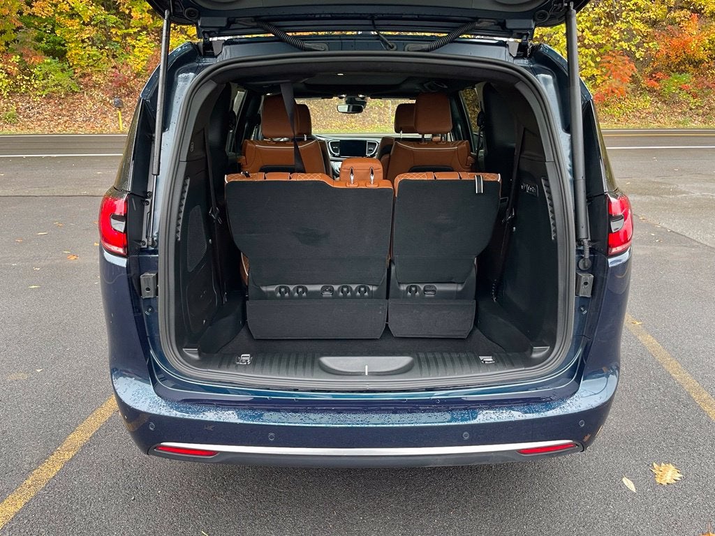 2025 Chrysler Pacifica Pinnacle