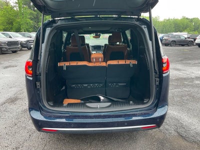 2024 Chrysler Pacifica Pinnacle