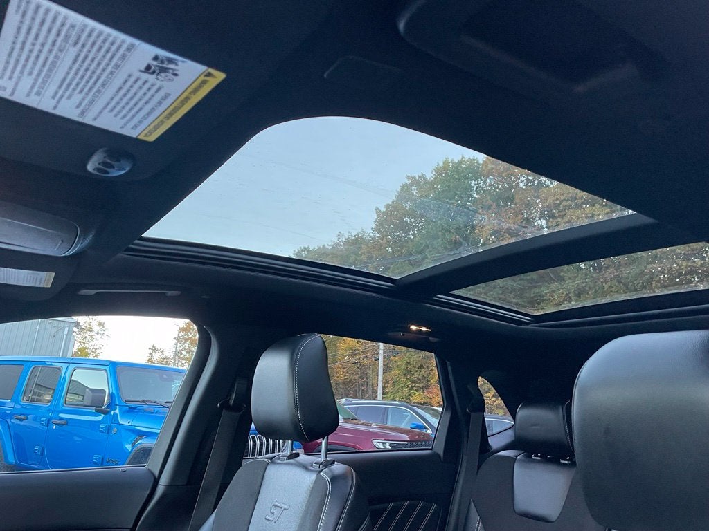 2020 Ford Edge ST