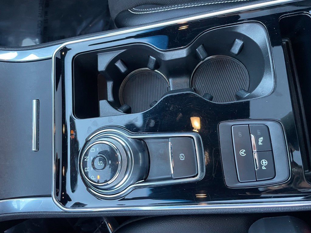 2020 Ford Edge ST
