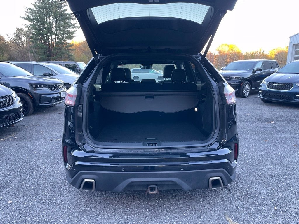 2020 Ford Edge ST