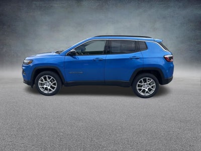2023 Jeep Compass Latitude Lux