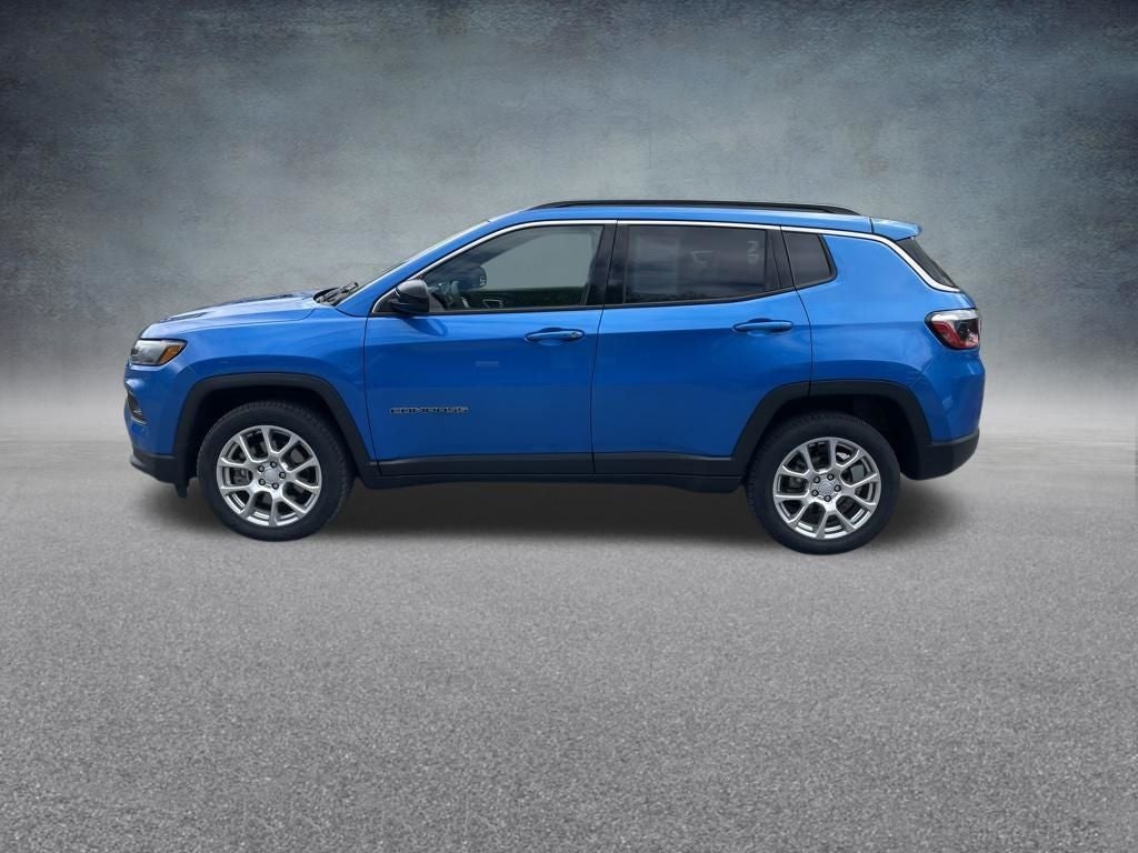 2023 Jeep Compass Latitude Lux